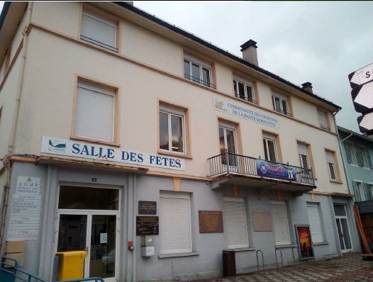 Salle des fêtes avant travaux